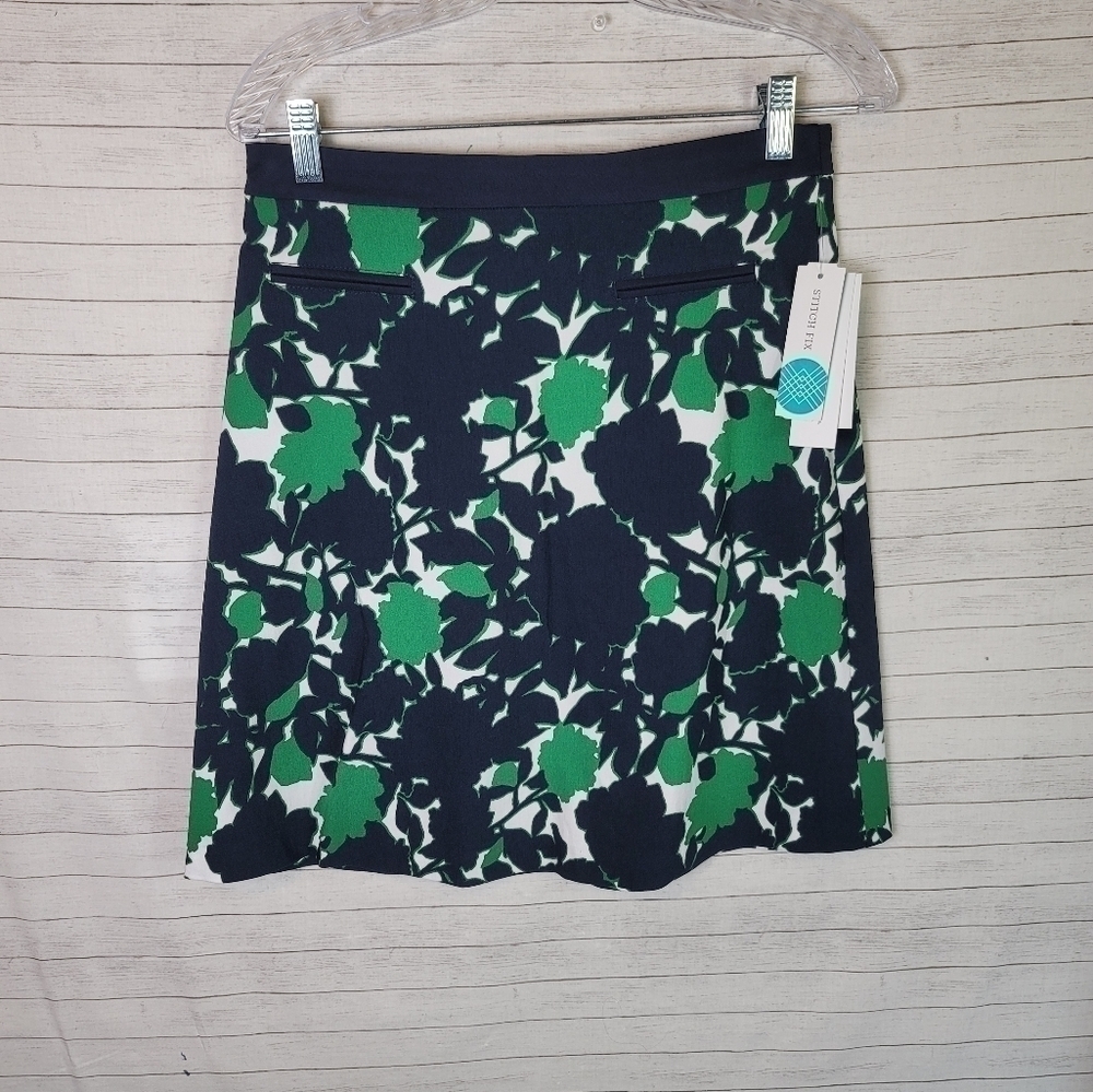 Margaret M Francine Pull On Green & Navy Floral Skirt, sz Small
